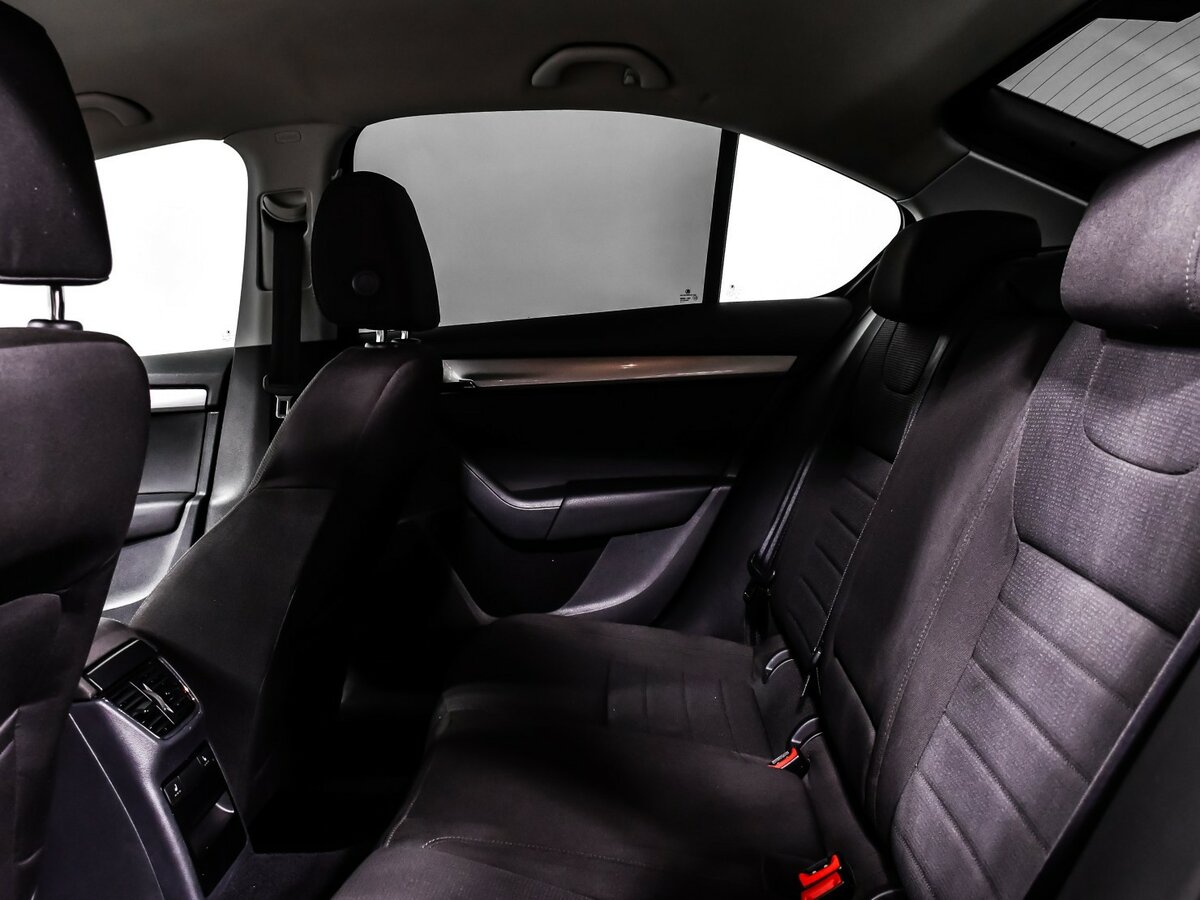 Skoda Octavia б/у, 2014, Механическая. Фото: #10