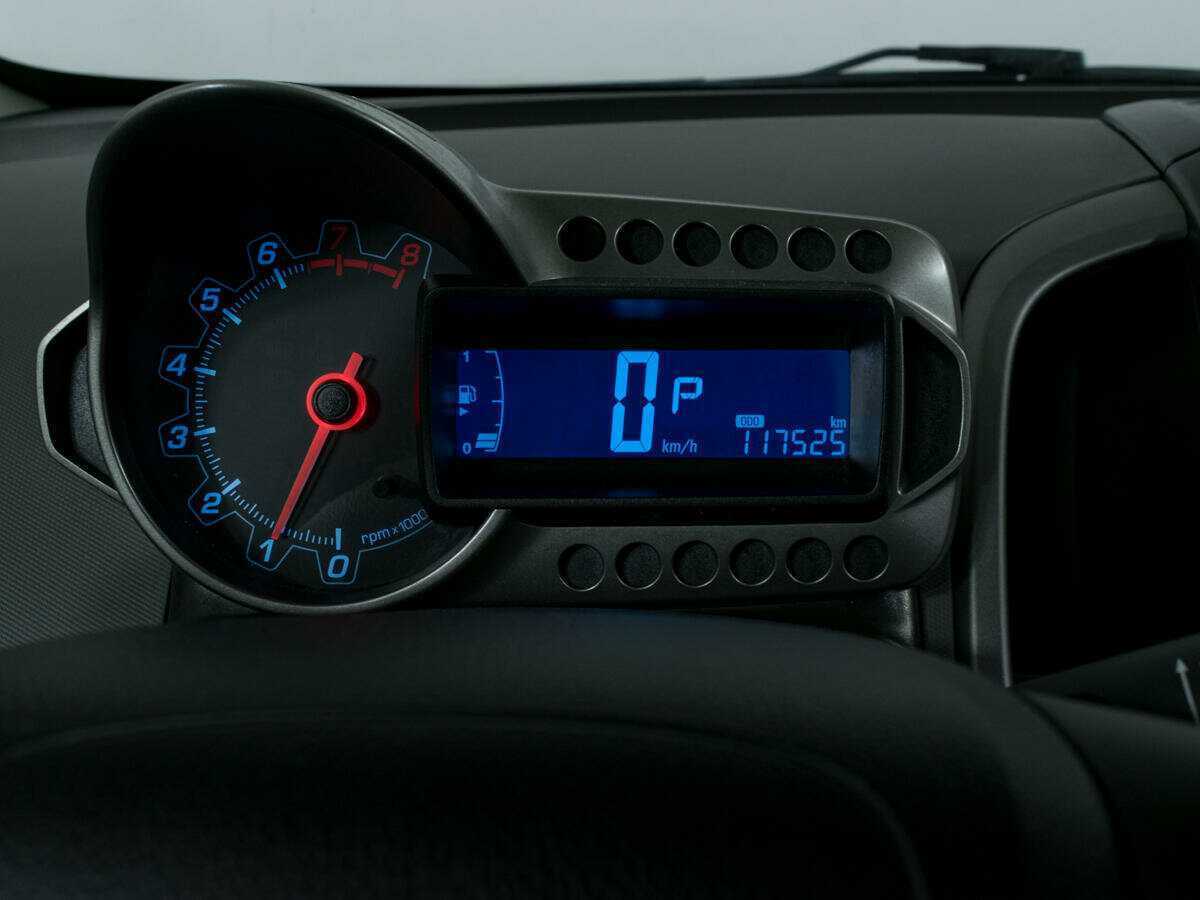 Chevrolet Aveo б/у, 2012, Автоматическая. Фото: #11