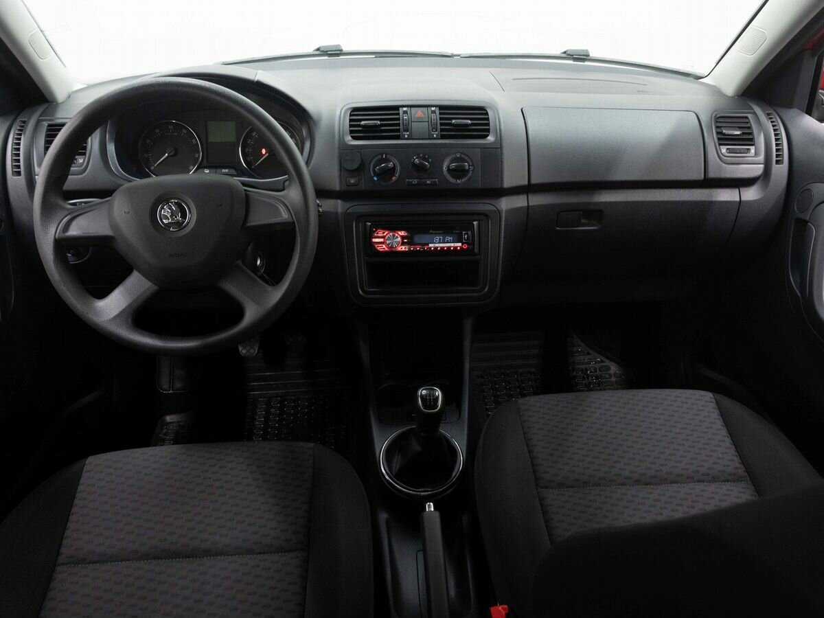 Skoda Fabia б/у, 2013, Механическая. Фото: #13