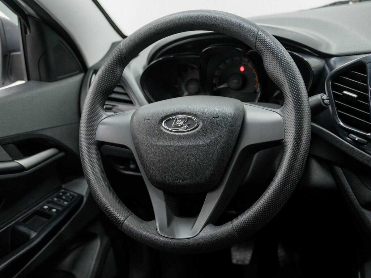 Lada (ВАЗ) Vesta б/у, 2019, Механическая. Фото: #10