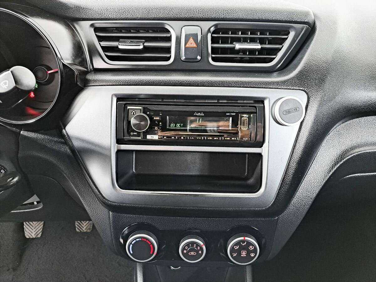 Kia Rio б/у, 2016, Механическая. Фото: #12