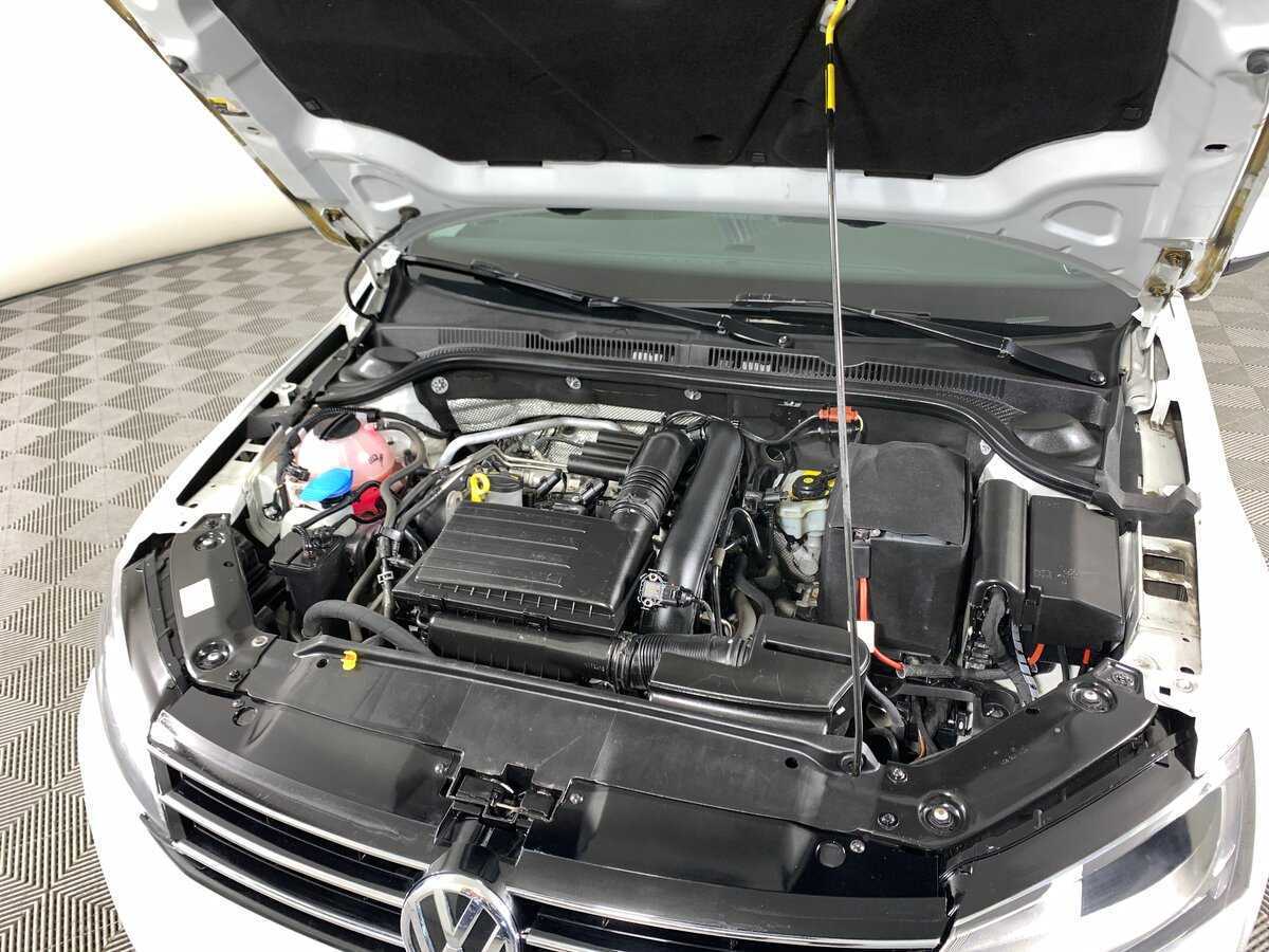 Volkswagen Jetta б/у, 2017, Роботизированная. Фото: #9