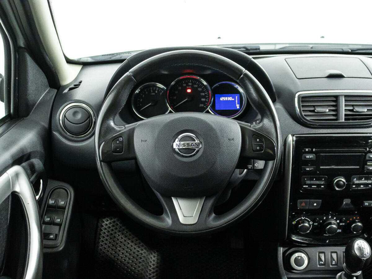 Nissan Terrano б/у, 2018, Механическая. Фото: #16