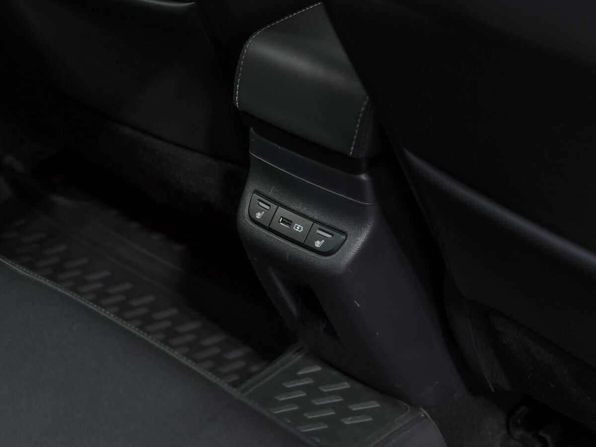 Lada (ВАЗ) Vesta б/у, 2021, Механическая. Фото: #15