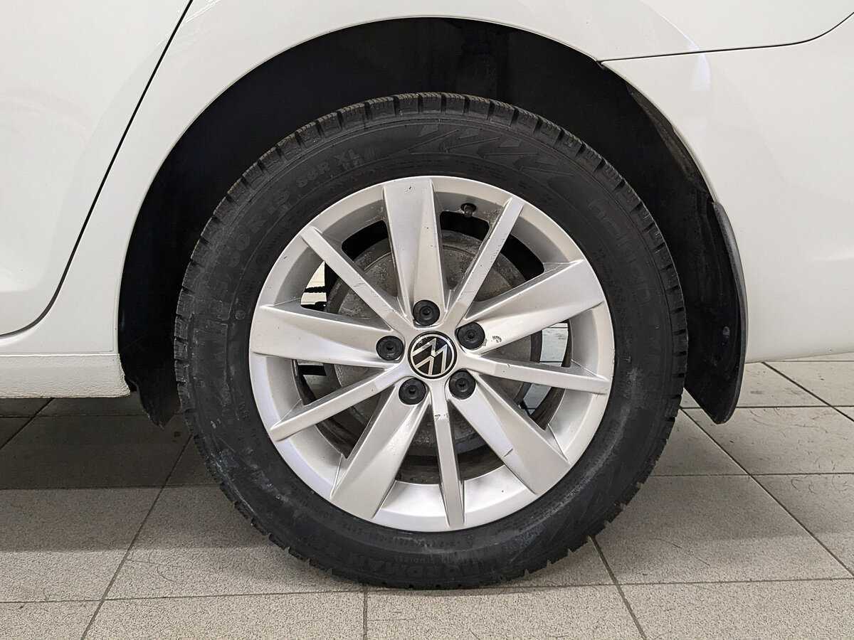 Volkswagen Polo б/у, 2021, Автоматическая. Фото: #11