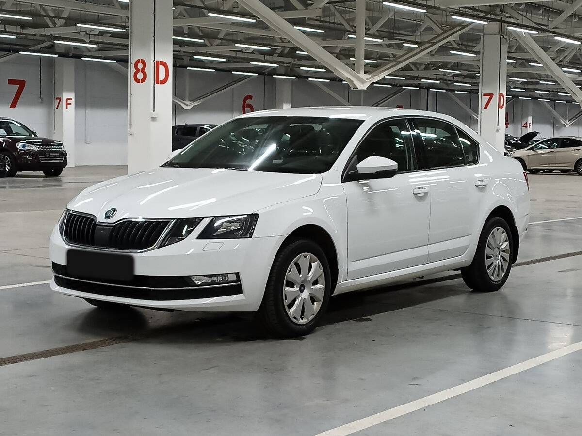 Skoda Octavia б/у, 2019, Механическая. Фото: #0