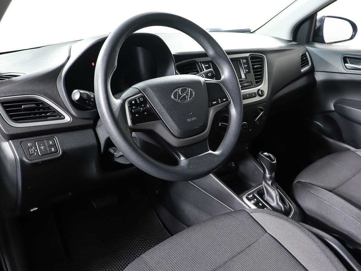 Hyundai Solaris б/у, 2017, Автоматическая. Фото: #12