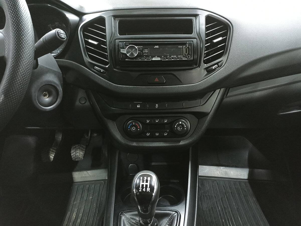 Lada (ВАЗ) Vesta б/у, 2016, Механическая. Фото: #14