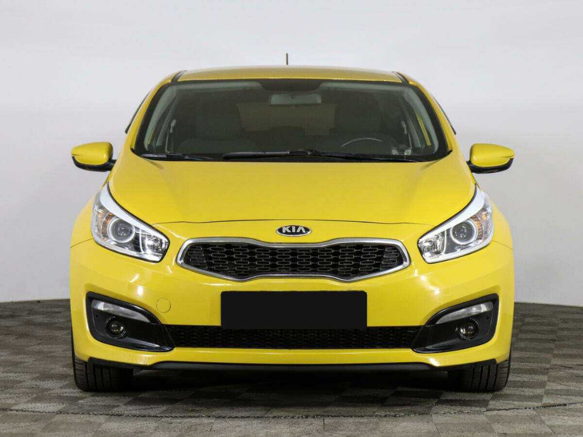 Kia Ceed б/у, 2016, Автоматическая. Фото: #1