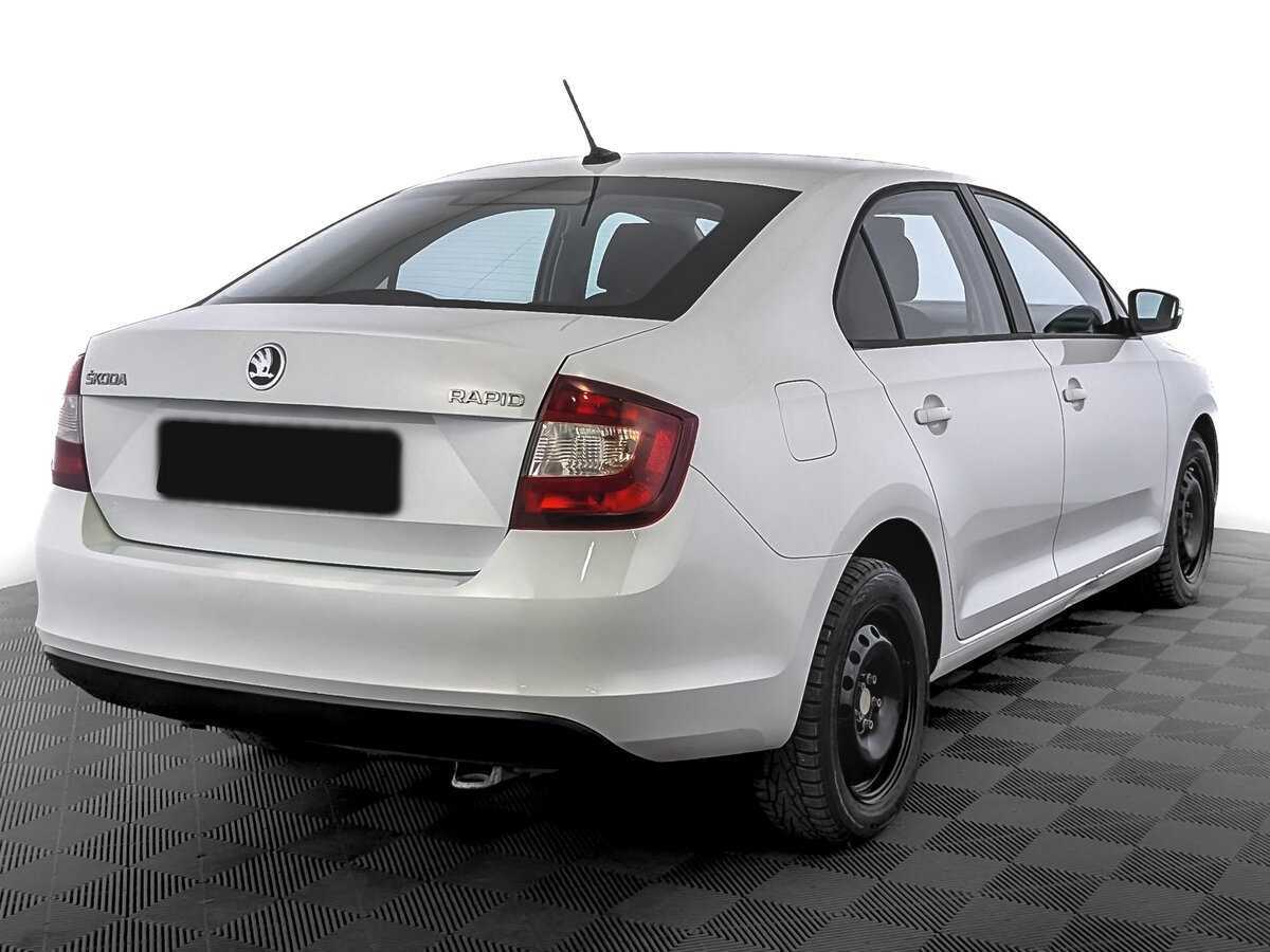 Skoda Rapid б/у, 2017, Механическая. Фото: #4