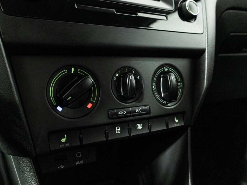 Skoda Rapid б/у, 2016, Автоматическая. Фото: #14