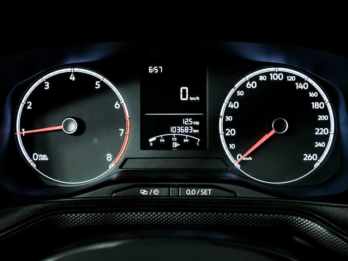 Volkswagen Polo б/у, 2021, Механическая. Фото: #9