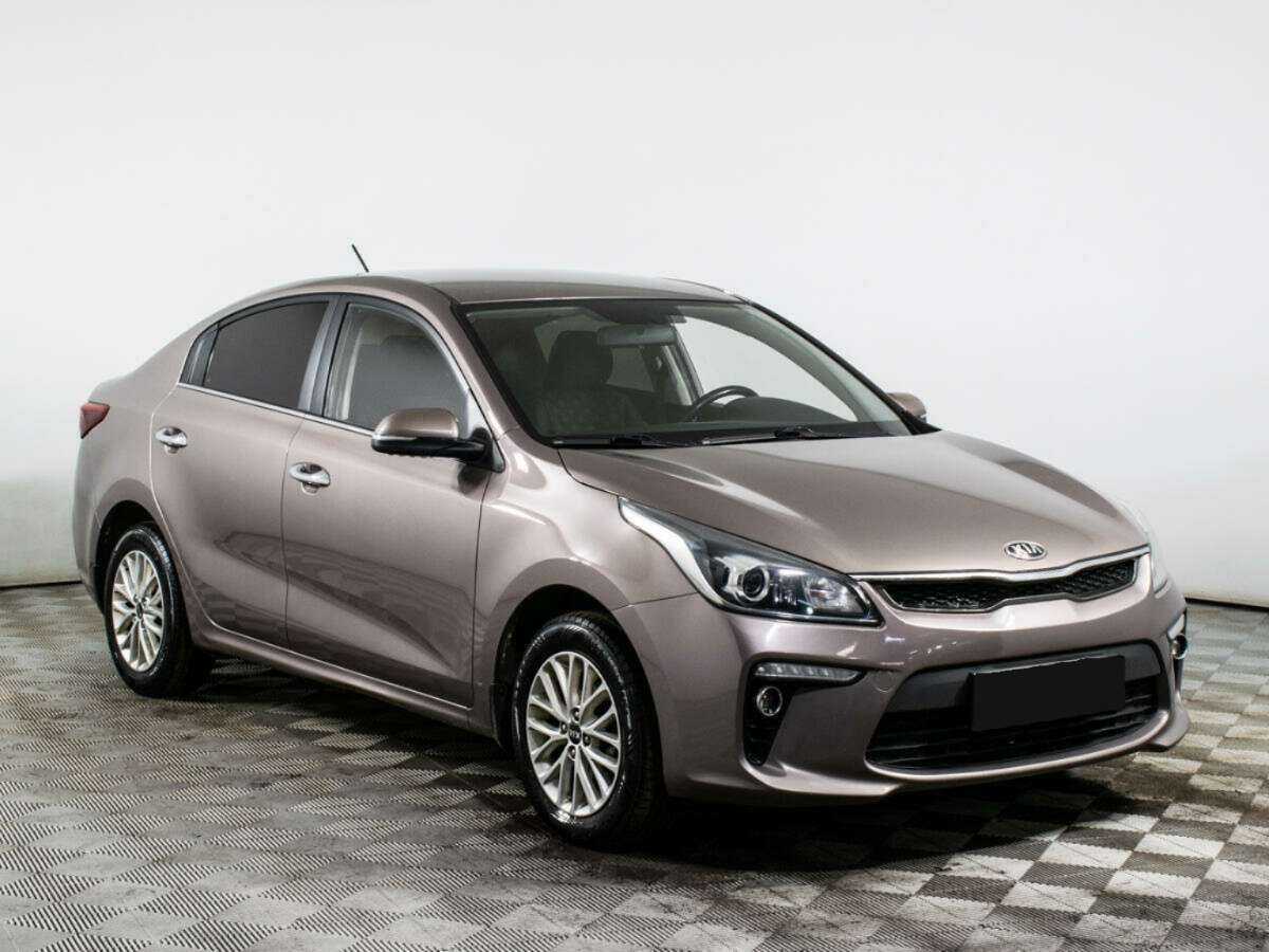 Kia Rio б/у, 2017, Автоматическая. Фото: #2
