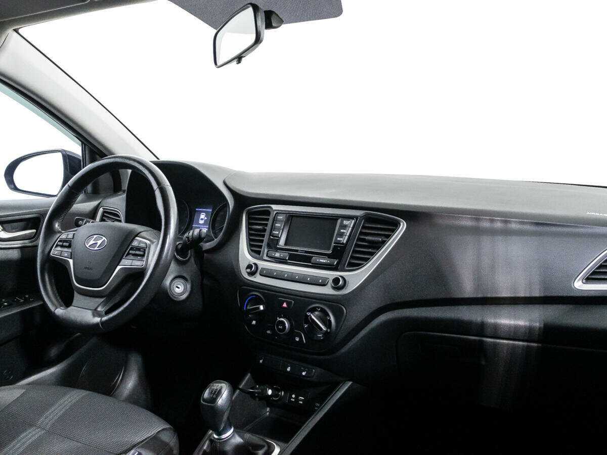 Hyundai Solaris б/у, 2017, Механическая. Фото: #8