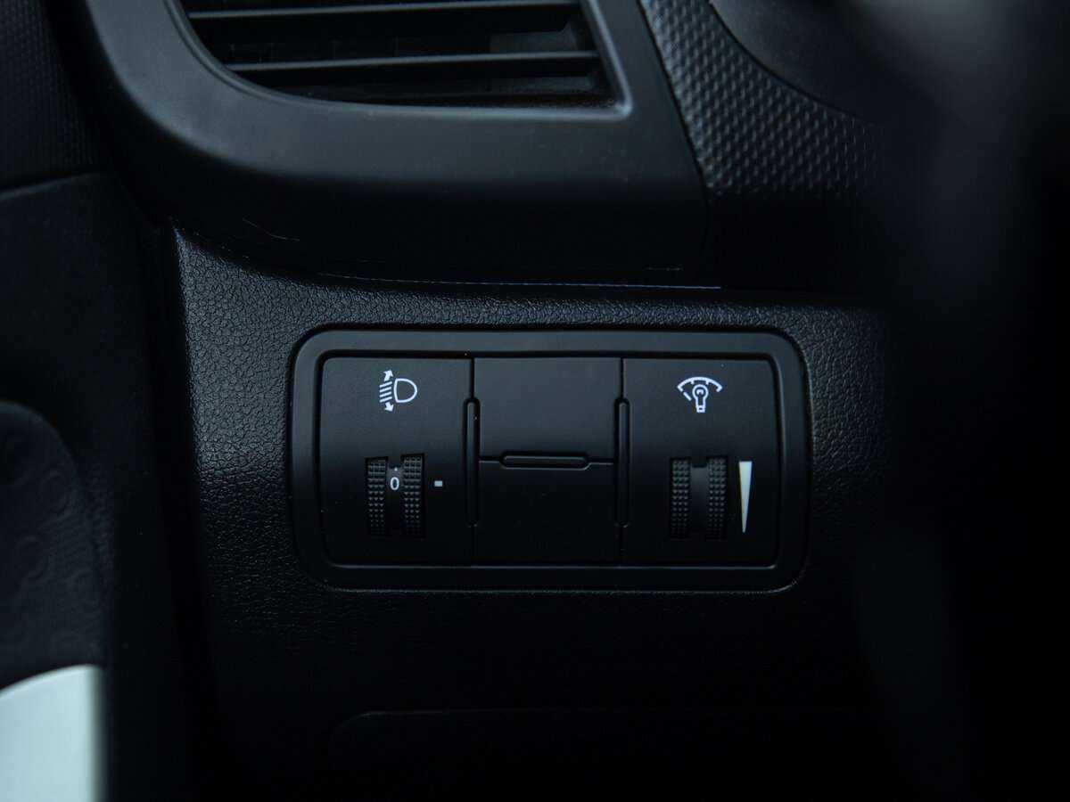 Hyundai Solaris б/у, 2013, Автоматическая. Фото: #17