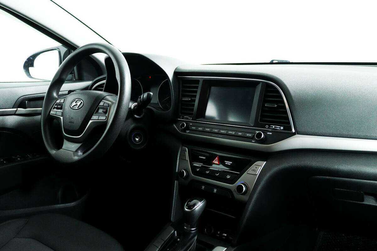 Hyundai Elantra б/у, 2018, Автоматическая. Фото: #8