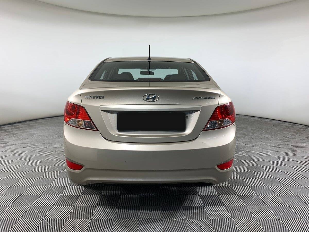 Hyundai Solaris б/у, 2012, Автоматическая. Фото: #5