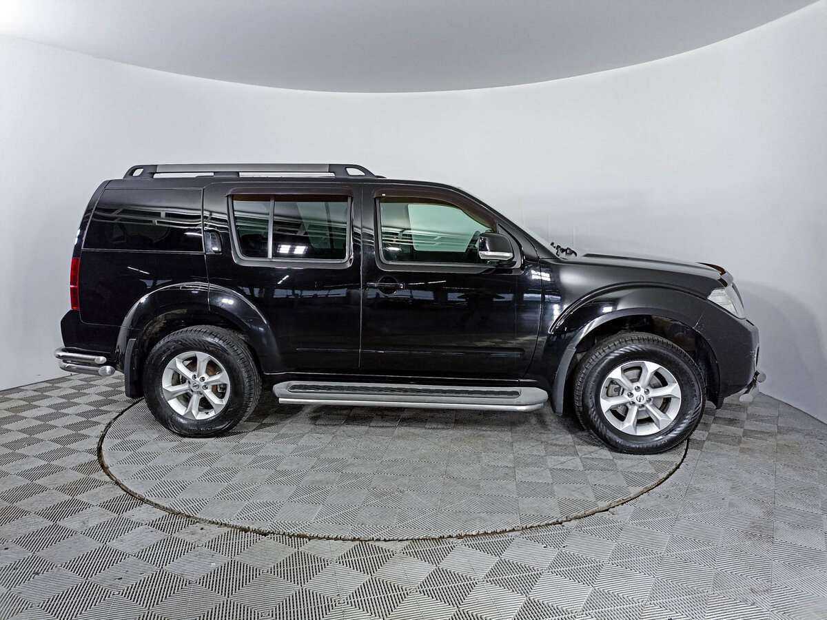 Nissan Pathfinder б/у, 2014, Автоматическая. Фото: #2