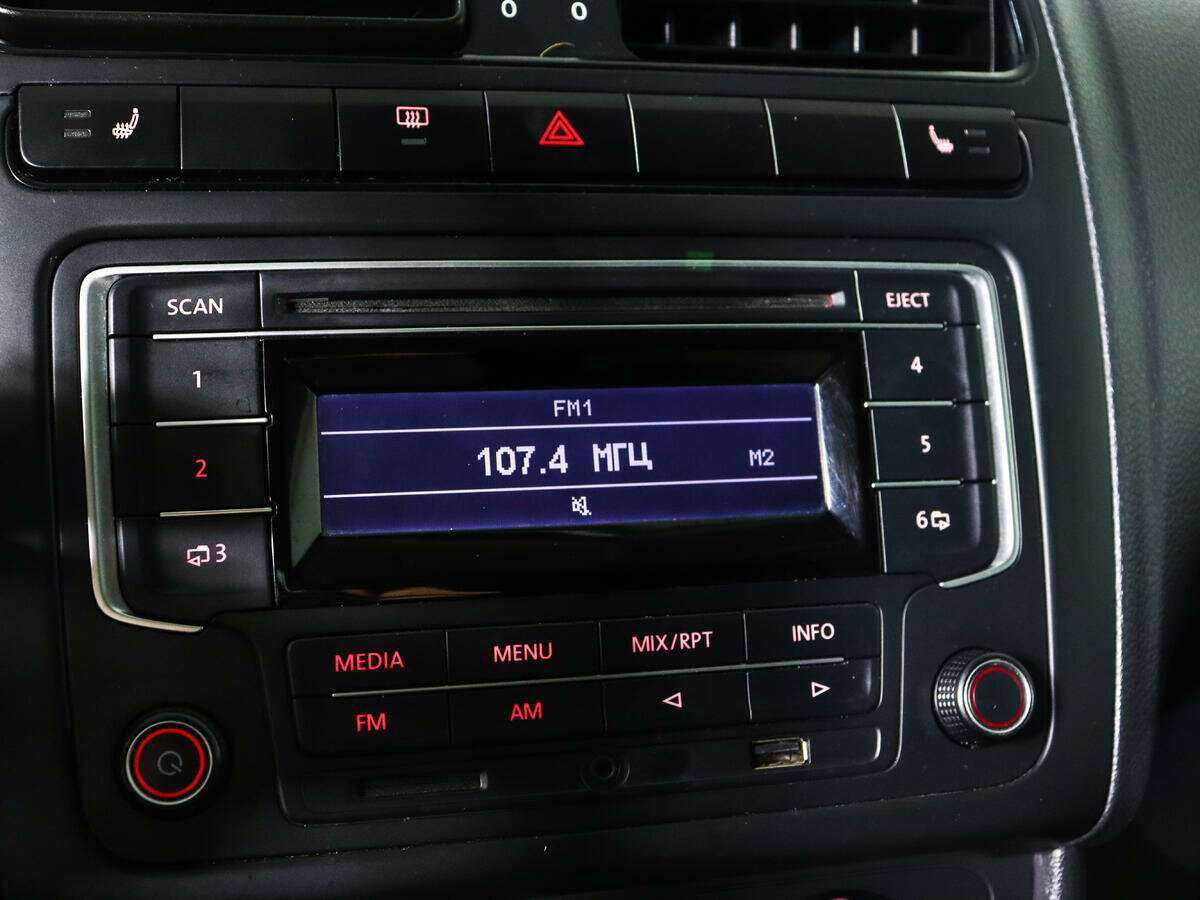 Volkswagen Polo б/у, 2014, Автоматическая. Фото: #11