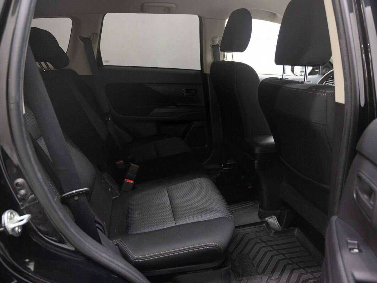 Mitsubishi Outlander б/у, 2018, Вариатор. Фото: #9