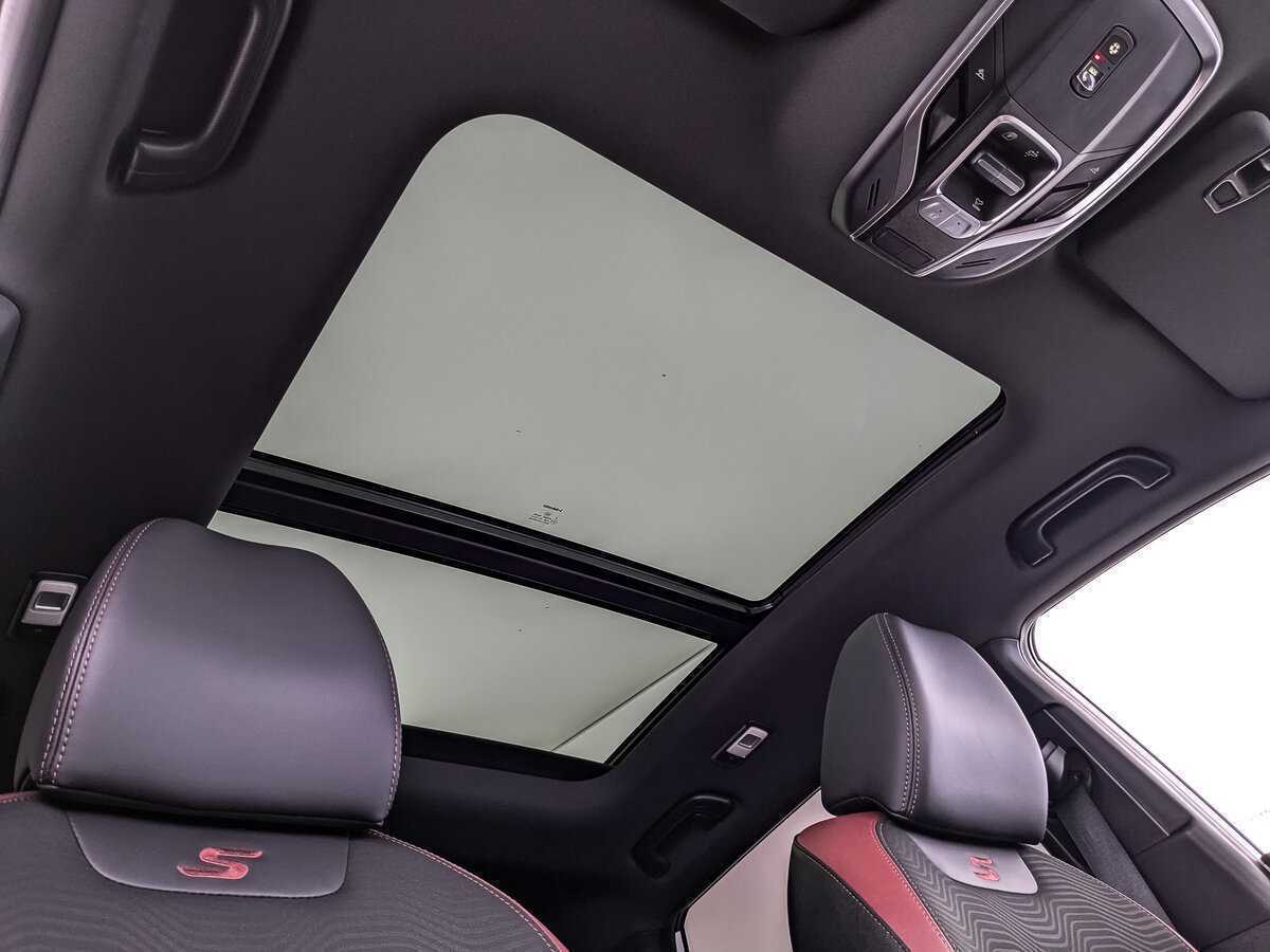 Geely Coolray б/у, 2021, Роботизированная. Фото: #16