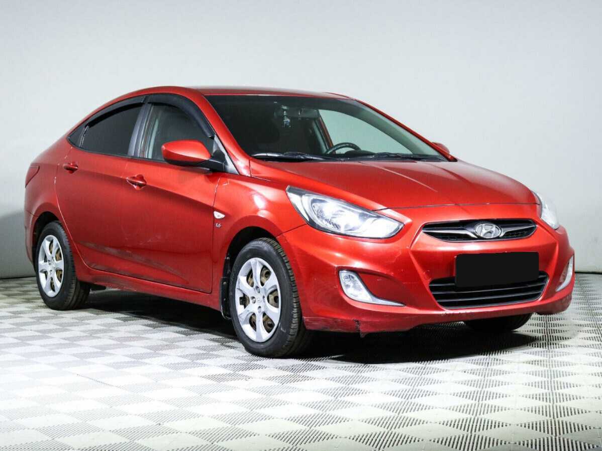 Hyundai Solaris б/у, 2013, Автоматическая. Фото: #2