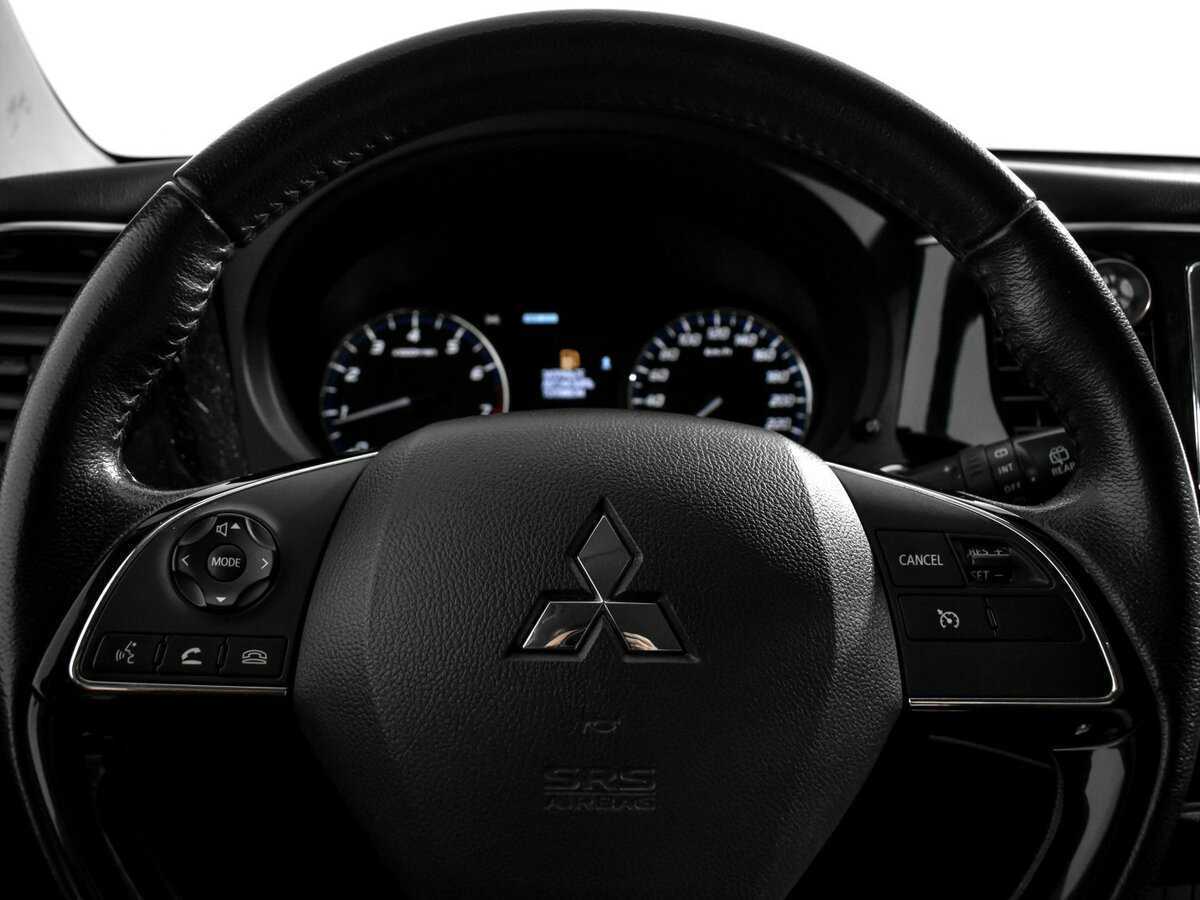 Mitsubishi Outlander б/у, 2018, Вариатор. Фото: #16