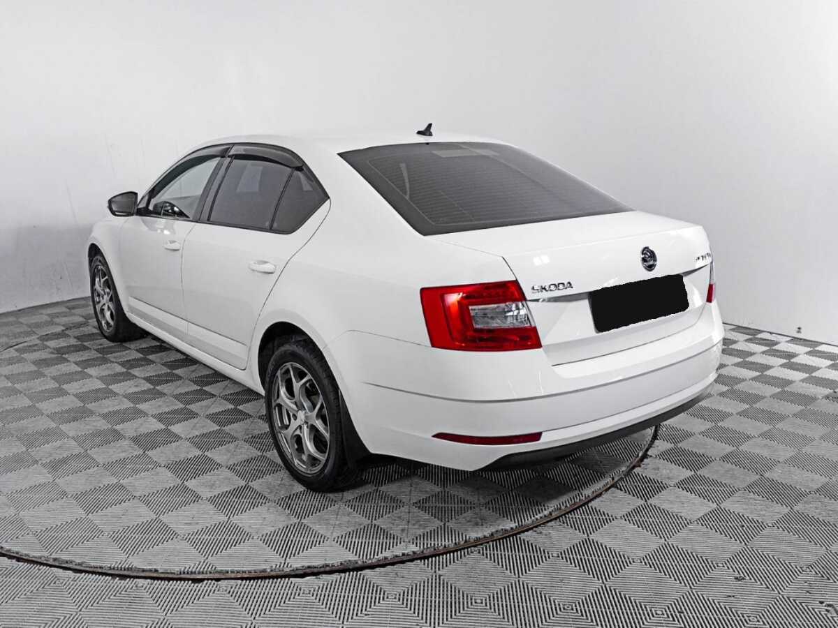 Skoda Octavia б/у, 2019, Механическая. Фото: #6