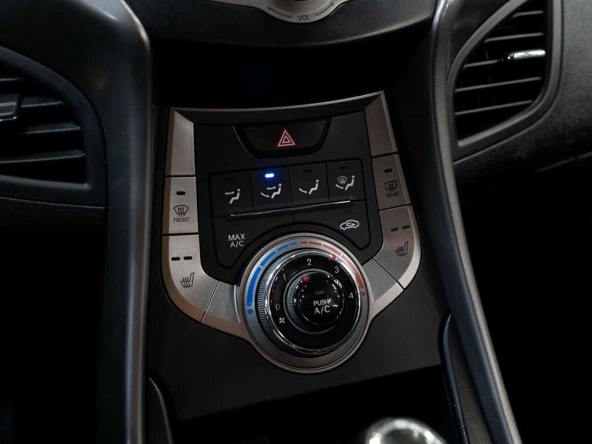 Hyundai Elantra б/у, 2012, Автоматическая. Фото: #12