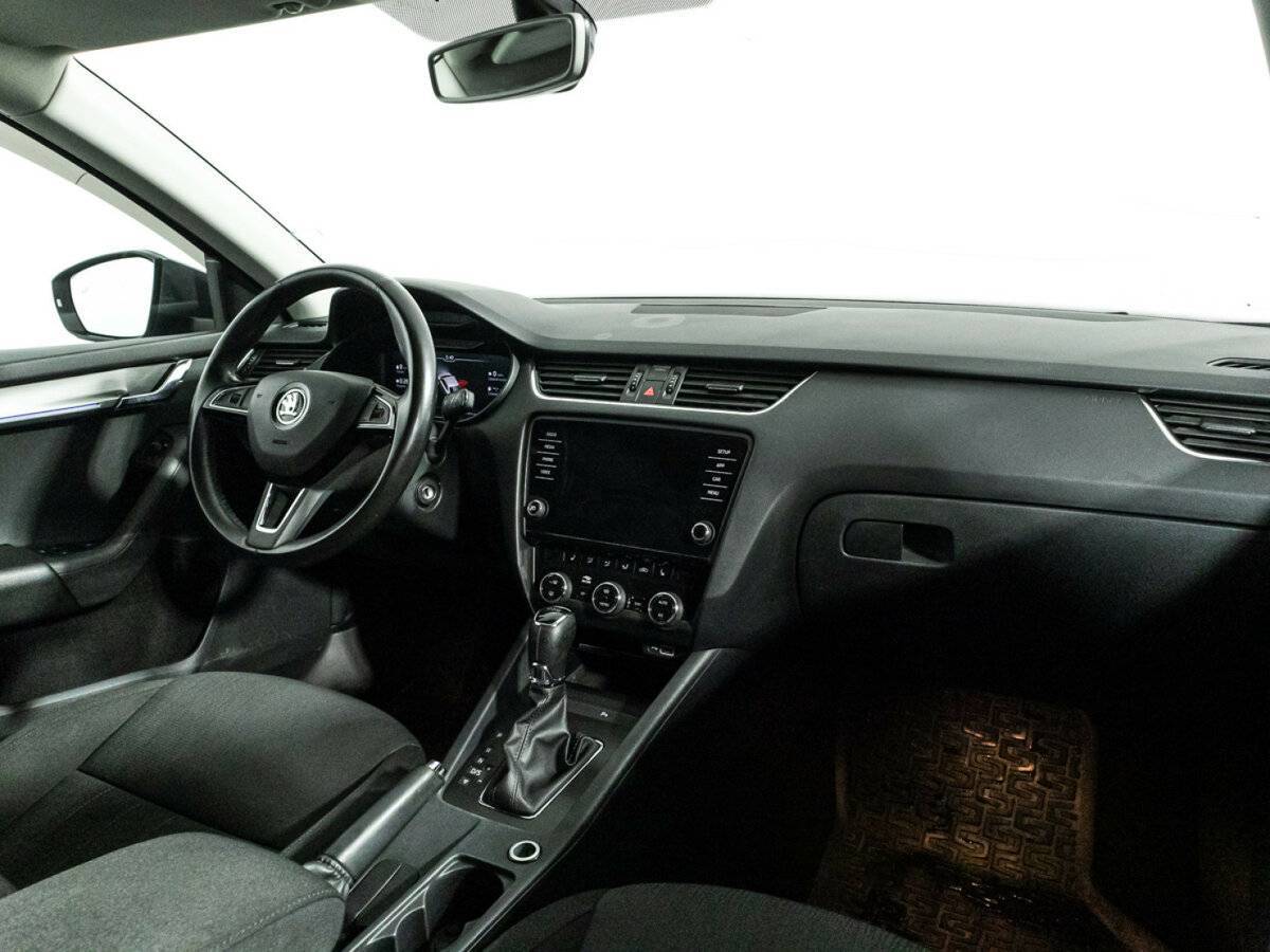 Skoda Octavia б/у, 2020, Роботизированная. Фото: #8