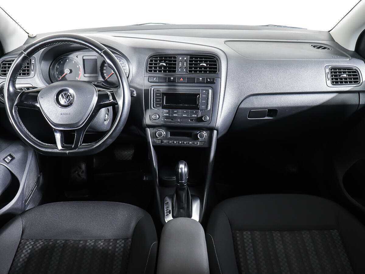 Volkswagen Polo б/у, 2017, Автоматическая. Фото: #9