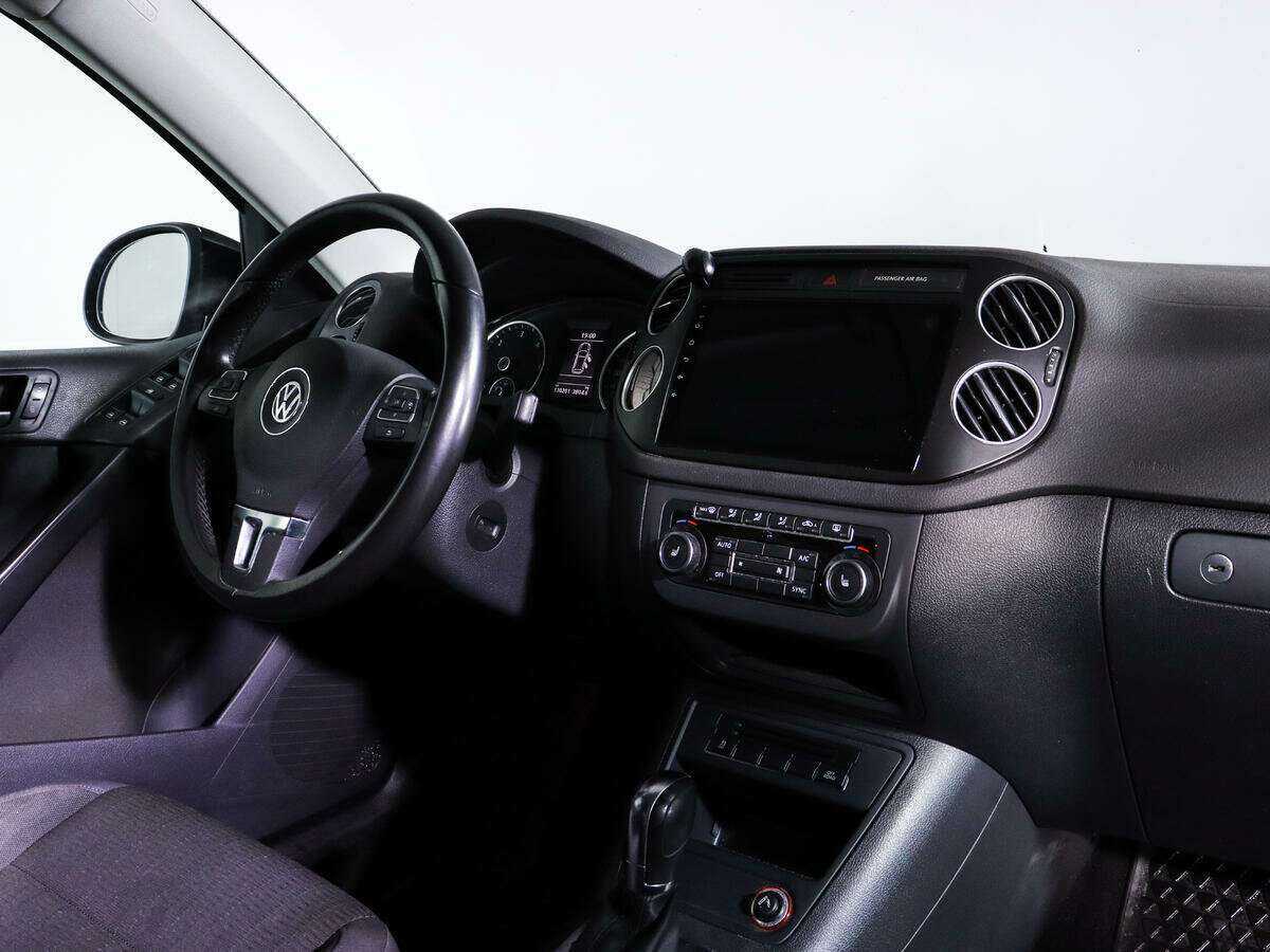 Volkswagen Tiguan б/у, 2012, Автоматическая. Фото: #8