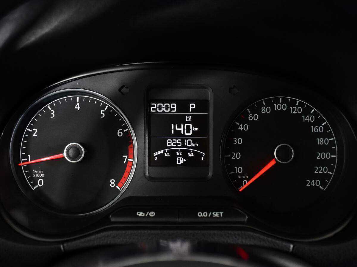 Volkswagen Polo б/у, 2018, Автоматическая. Фото: #10