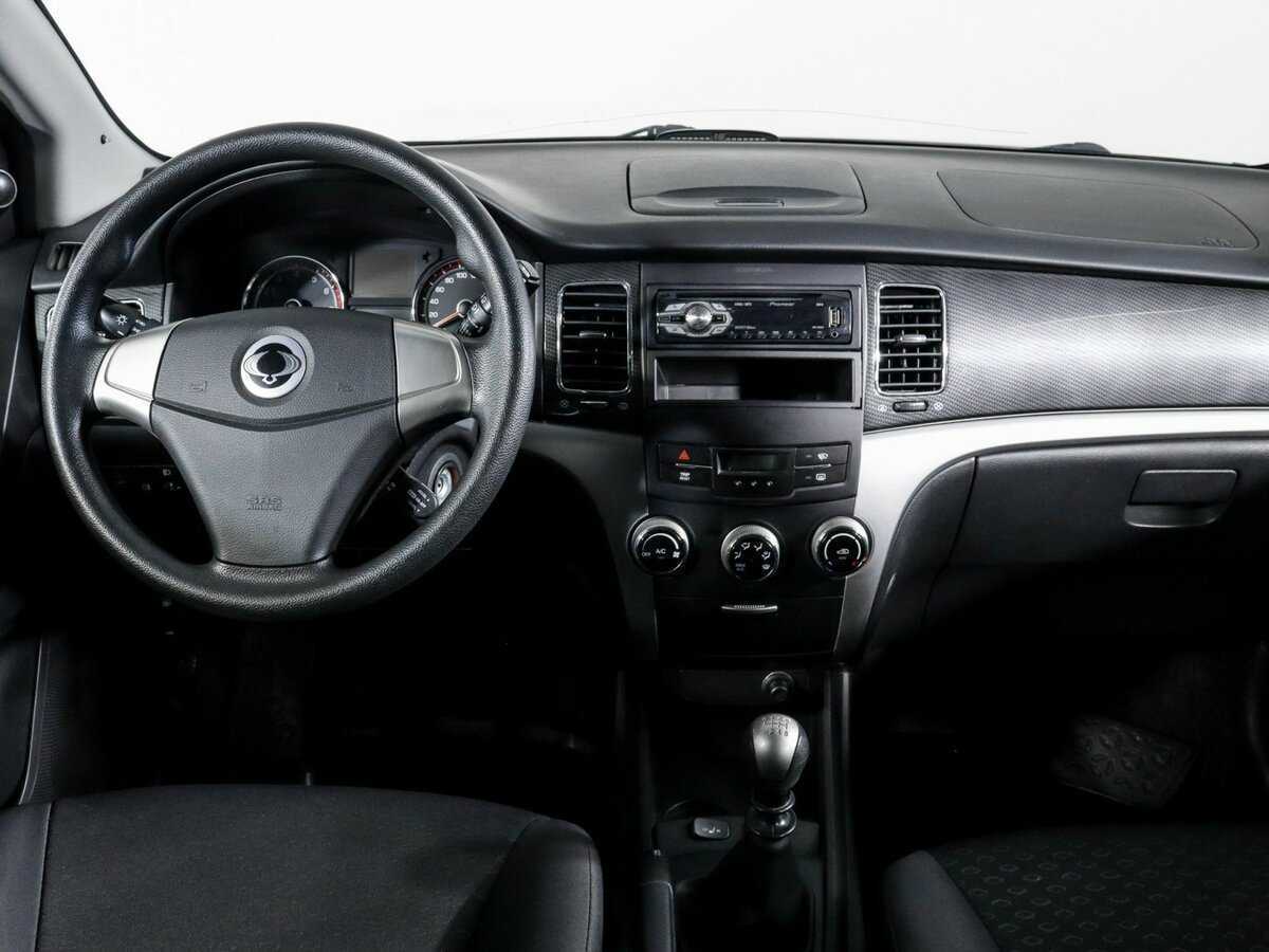 SsangYong Actyon б/у, 2012, Механическая. Фото: #11