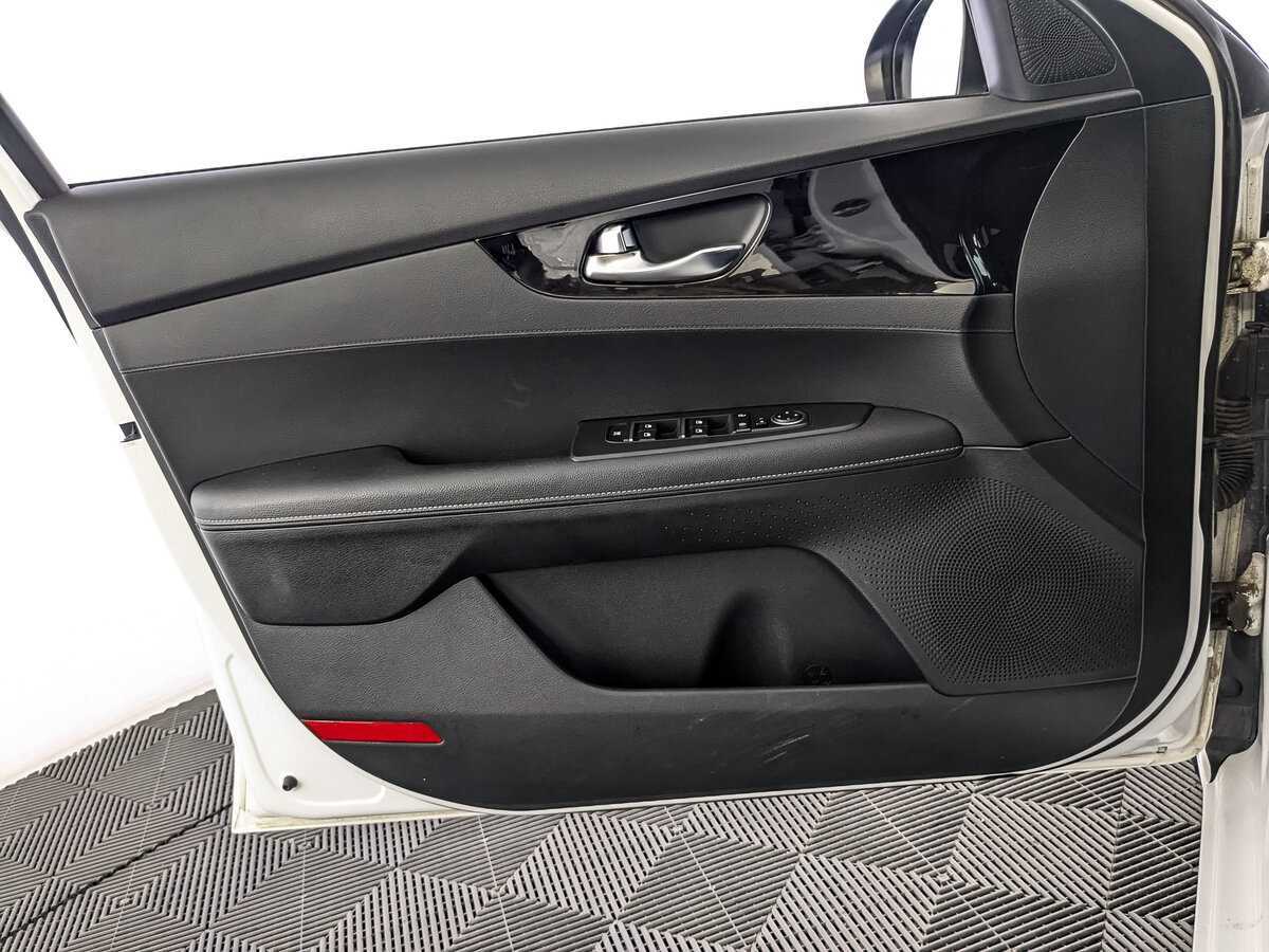 Kia Cerato б/у, 2020, Автоматическая. Фото: #16