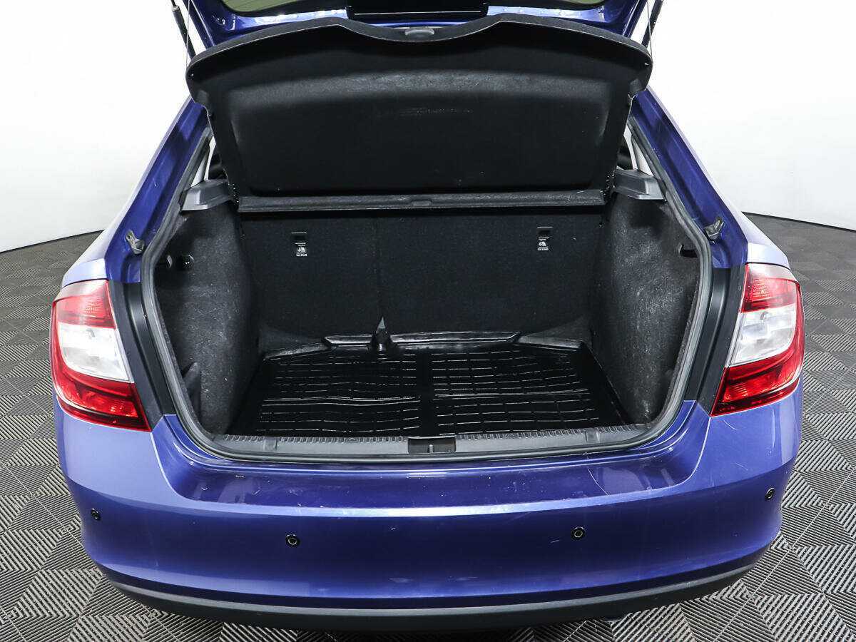 Skoda Rapid б/у, 2017, Роботизированная. Фото: #2