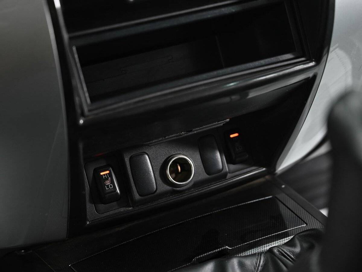 Mitsubishi Pajero Sport б/у, 2014, Механическая. Фото: #11