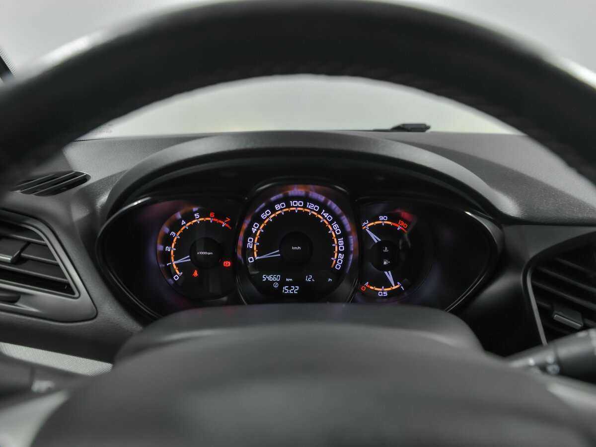 Lada (ВАЗ) Vesta б/у, 2020, Механическая. Фото: #6