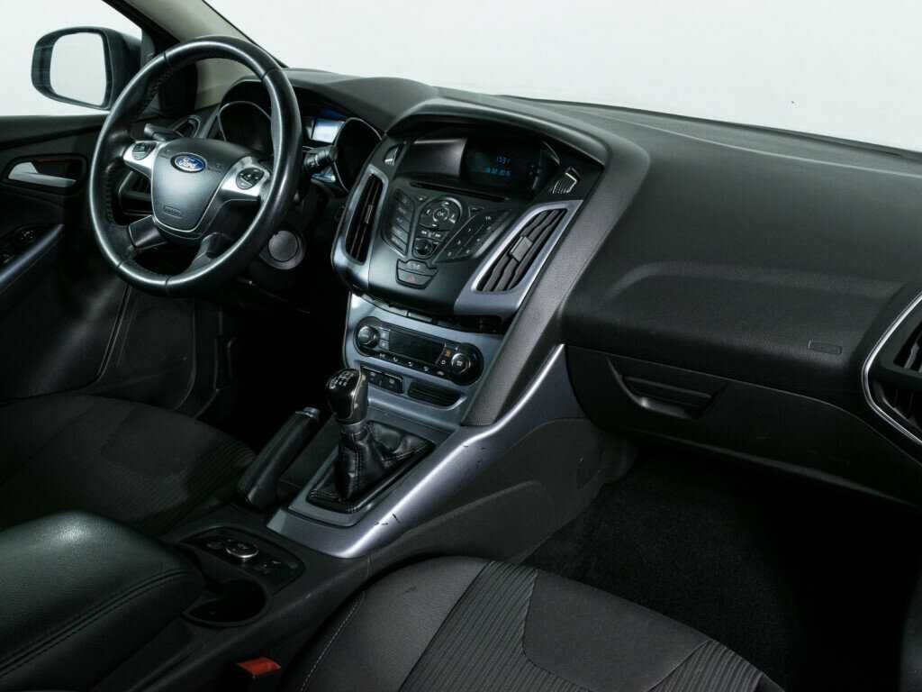 Ford Focus б/у, 2013, Механическая. Фото: #7