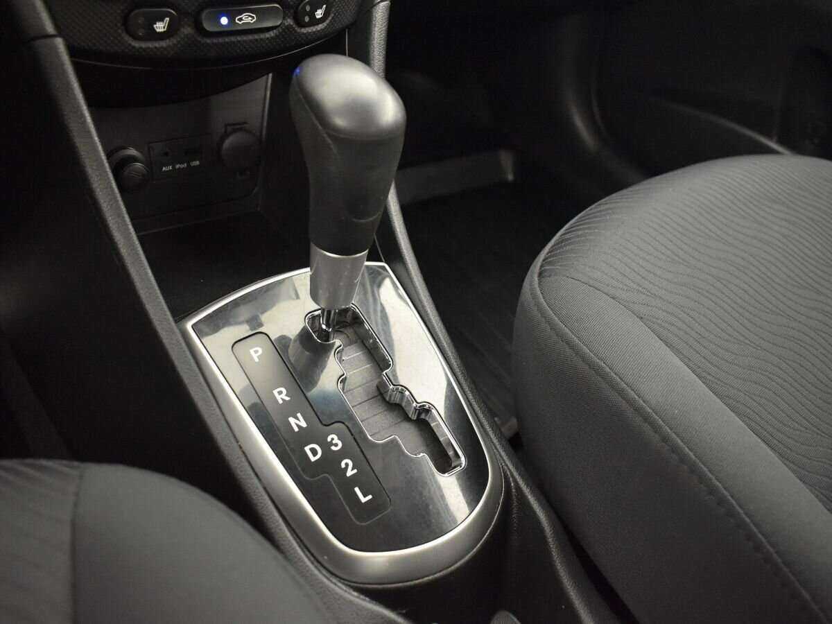 Hyundai Solaris б/у, 2012, Автоматическая. Фото: #12