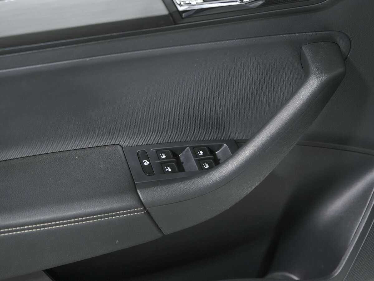 Skoda Rapid б/у, 2019, Роботизированная. Фото: #13