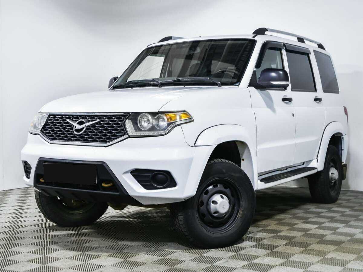 УАЗ Patriot б/у, 2017, Механическая. Посмотреть фото