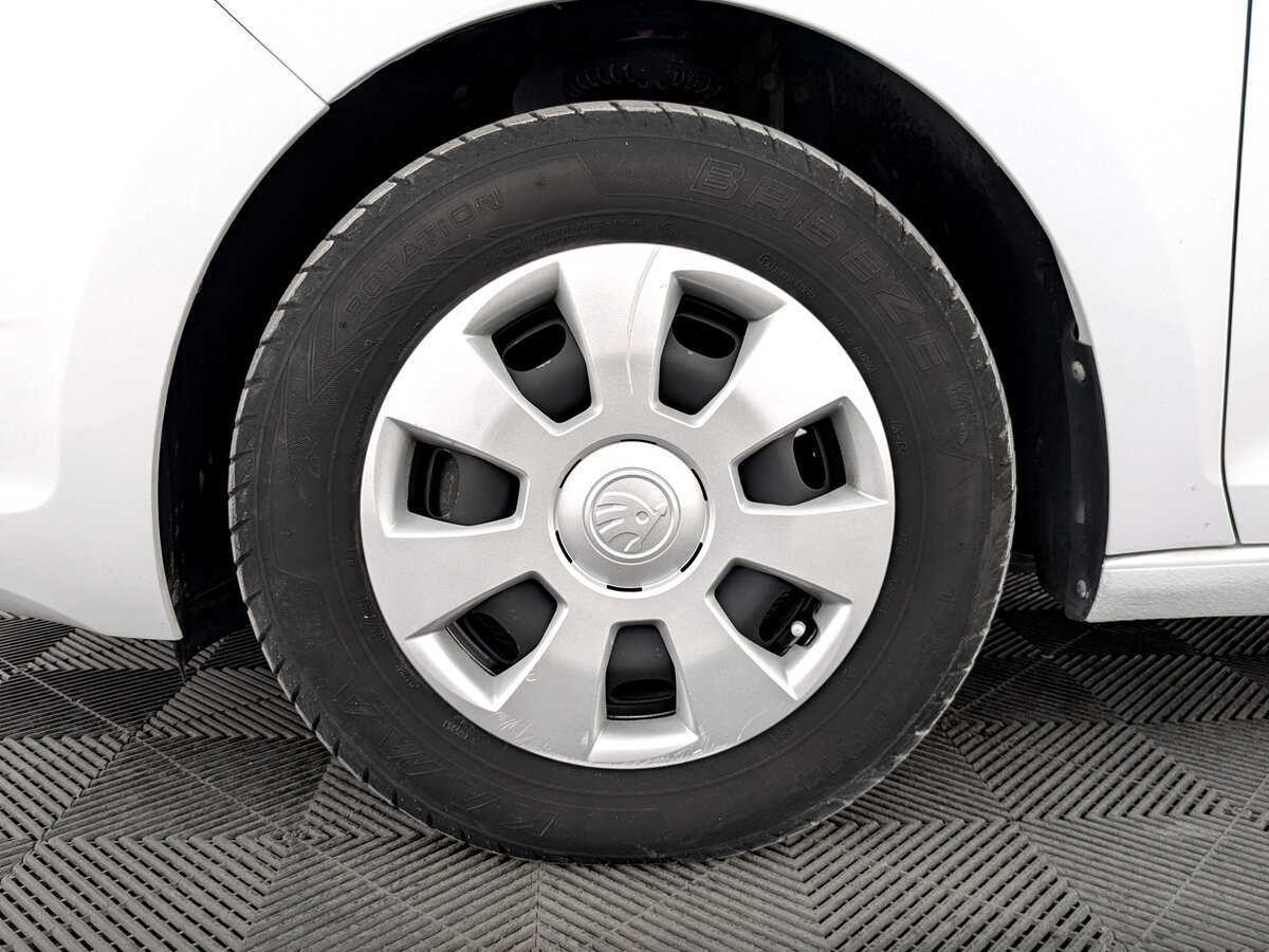 Skoda Rapid б/у, 2017, Механическая. Фото: #17