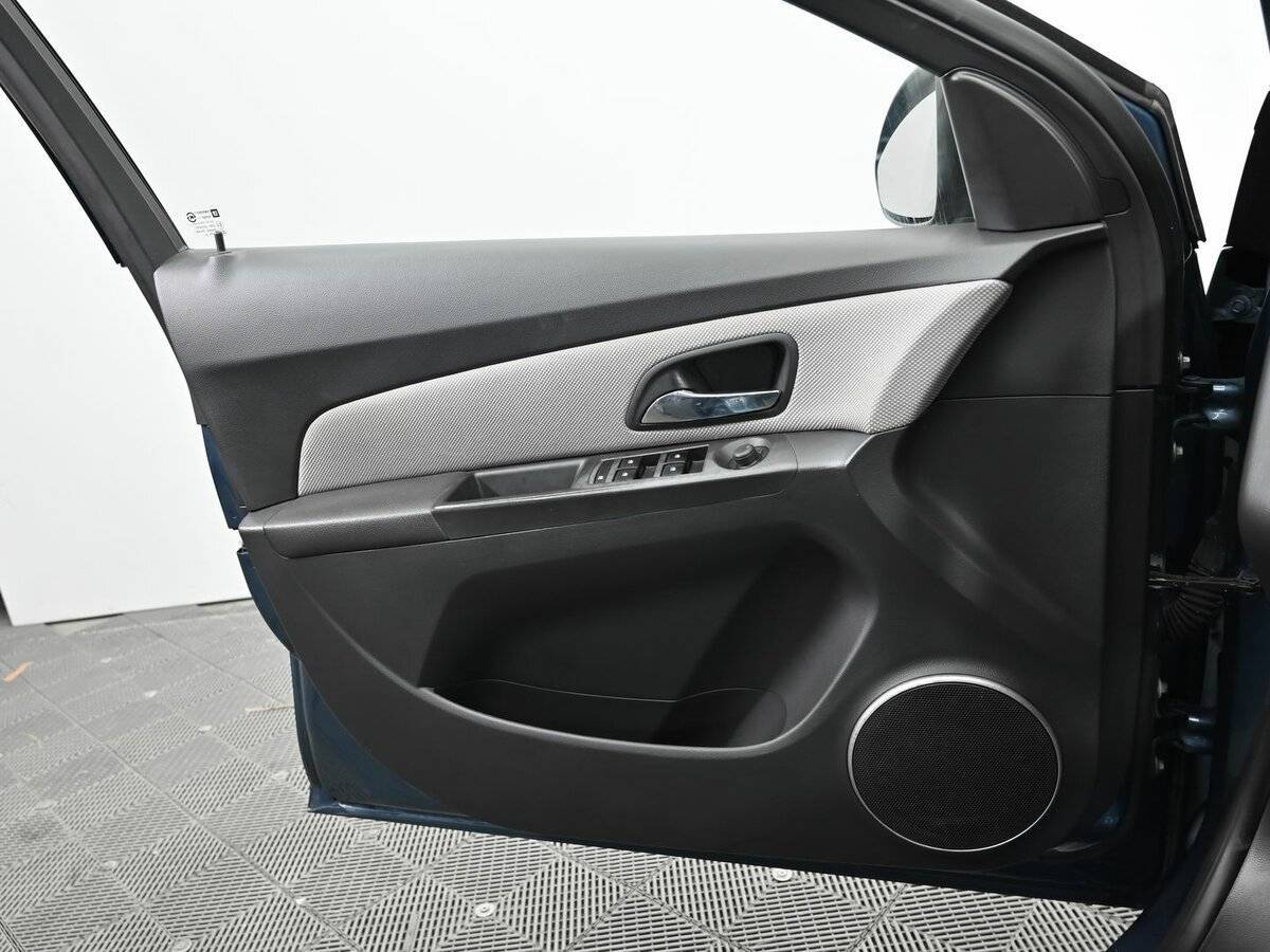 Chevrolet Cruze б/у, 2012, Автоматическая. Фото: #6
