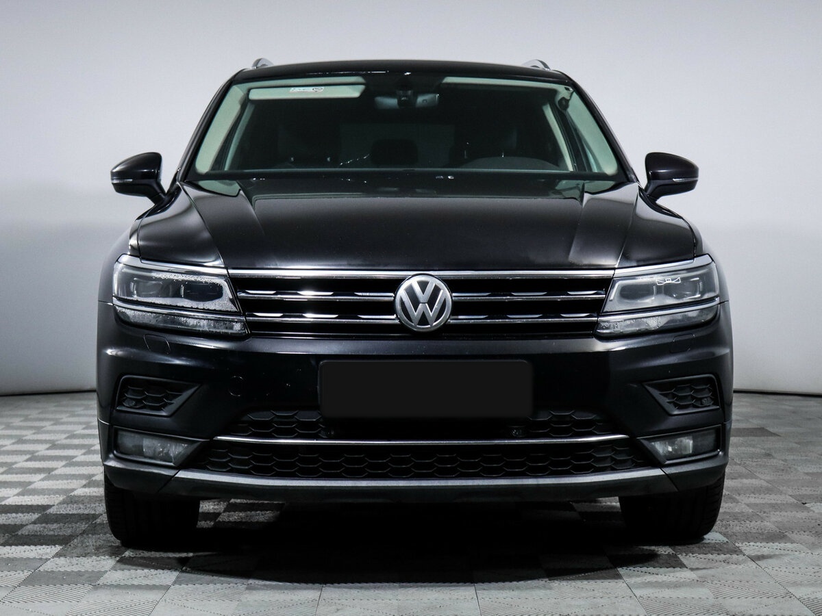 Volkswagen Tiguan б/у, 2018, Роботизированная. Фото: #1