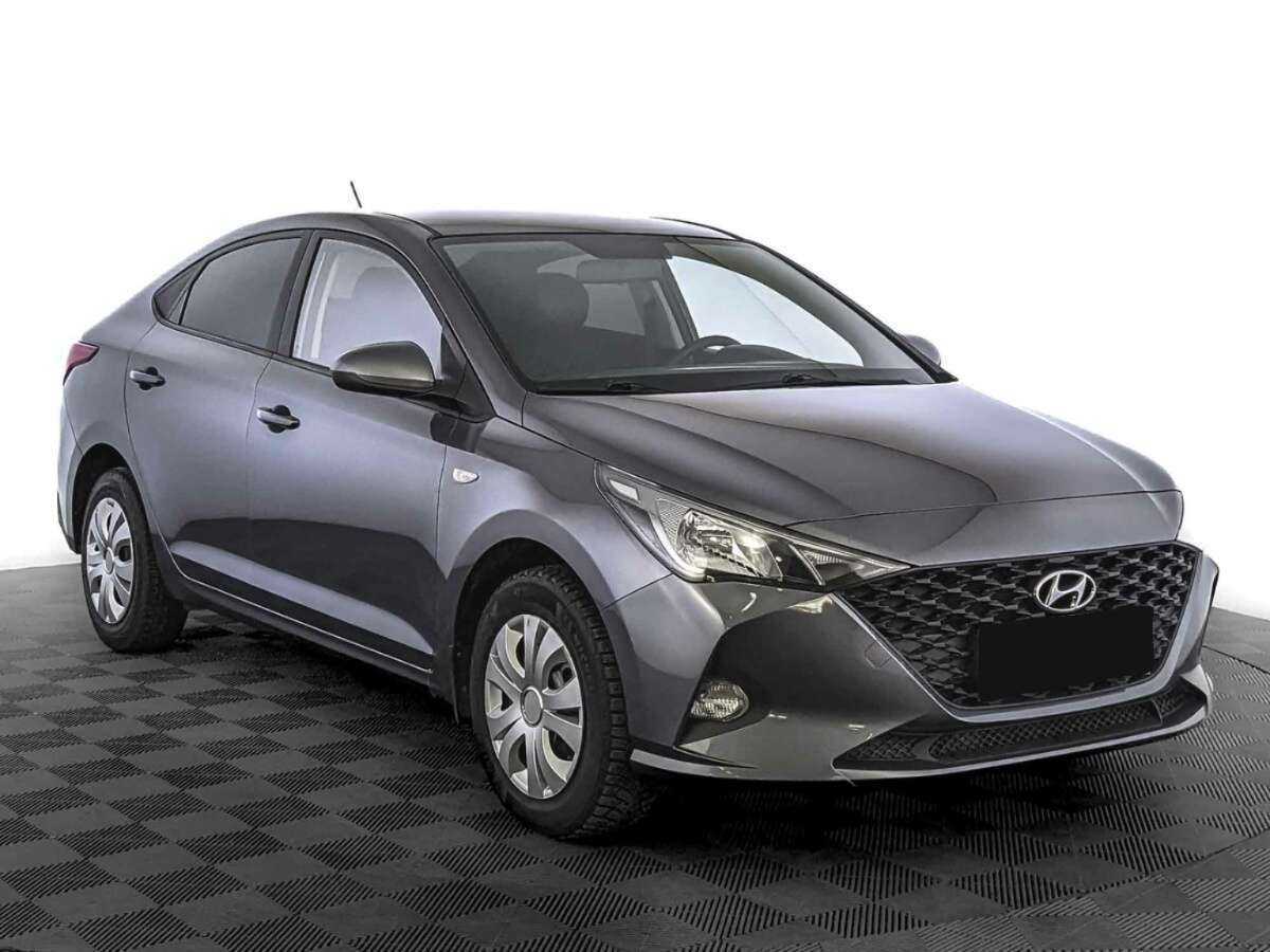 Hyundai Solaris б/у, 2021, Автоматическая. Фото: #2