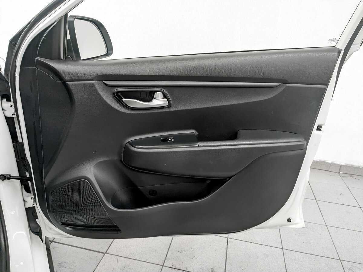 Kia Rio б/у, 2020, Автоматическая. Фото: #23