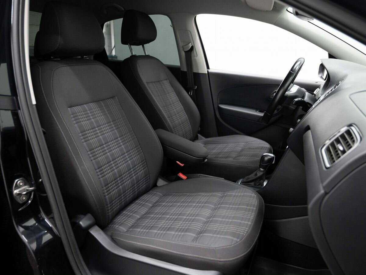 Volkswagen Polo б/у, 2016, Роботизированная. Фото: #11