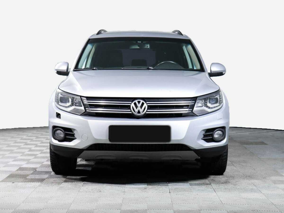 Volkswagen Tiguan б/у, 2012, Автоматическая. Фото: #1