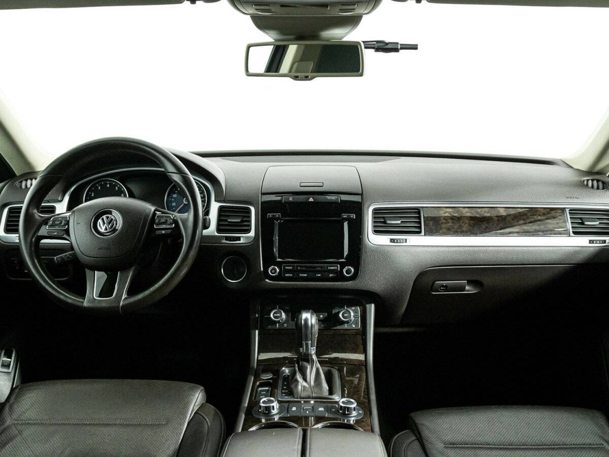 Volkswagen Touareg б/у, 2013, Автоматическая. Фото: #12